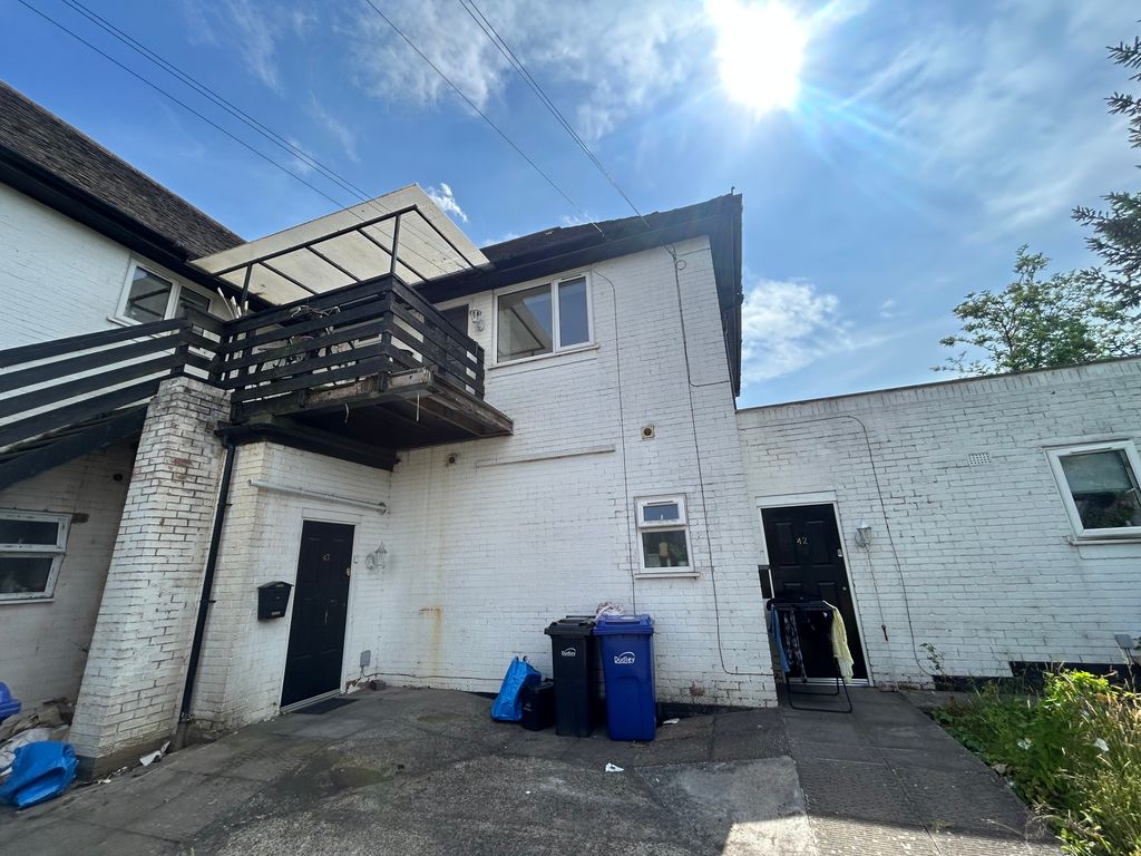 Property photo 1 of 6