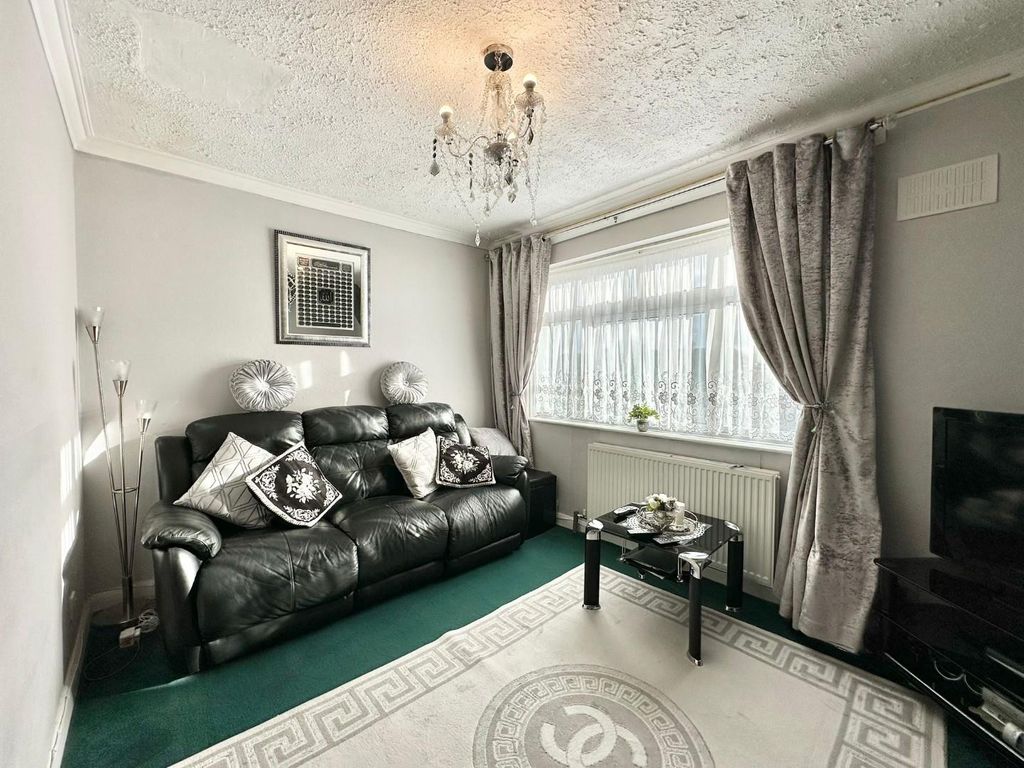 Property photo 2 of 14 6Aa4c5F4-Ed71-424A-8A66-Ac9854824d5F.Jpg