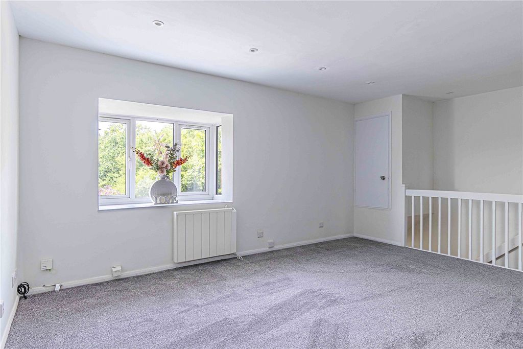Property photo 3 of 13 Picture No. 13