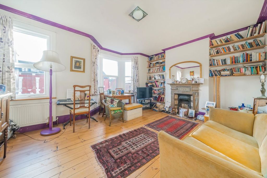 Property photo 2 of 5