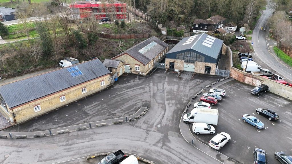 Property photo 1 of 24 Photo 25