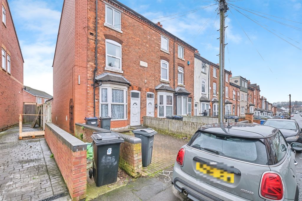 Property photo 1 of 16