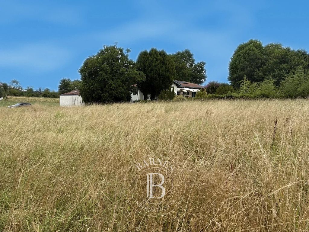 Property photo 2 of 3
