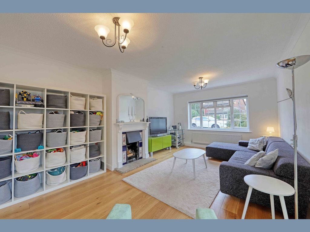 Property photo 2 of 18