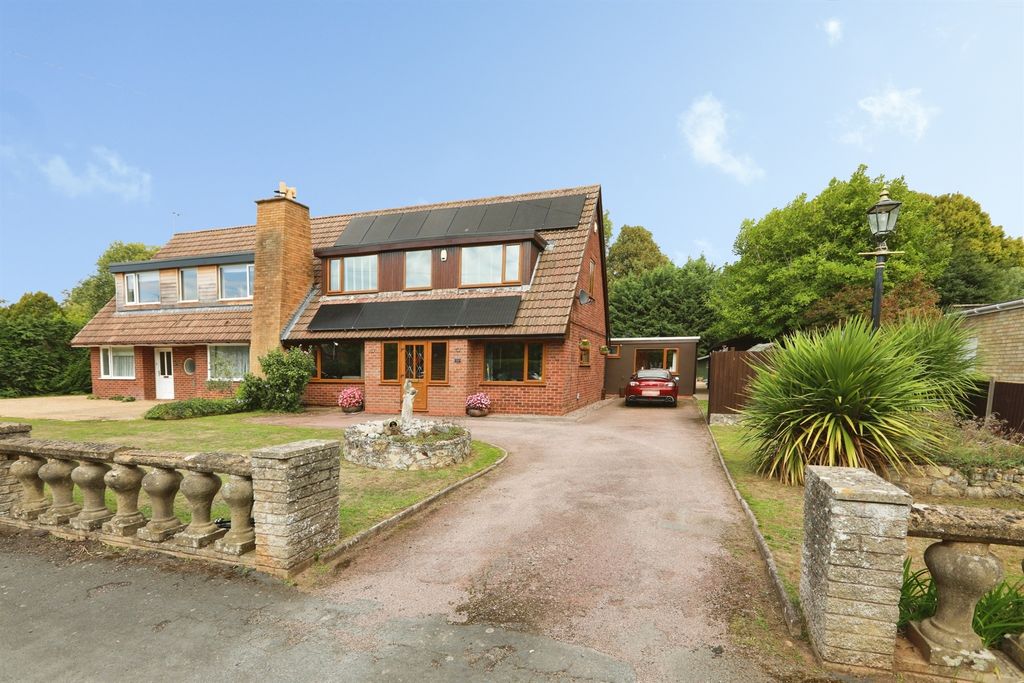 Property photo 1 of 29