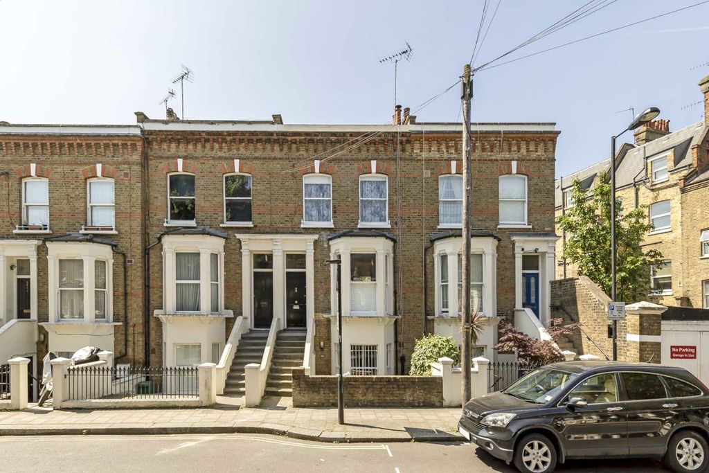 Property photo 1 of 6