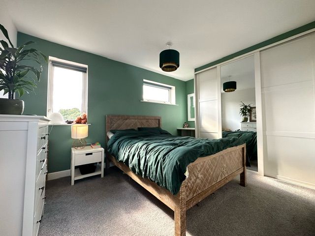 Property photo 2 of 8 Bedroom 3