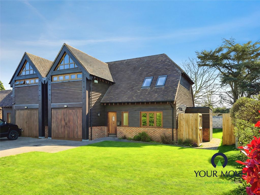 Property photo 1 of 12 External