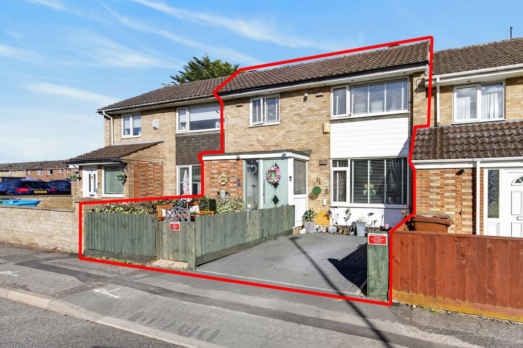 Property photo 1 of 49