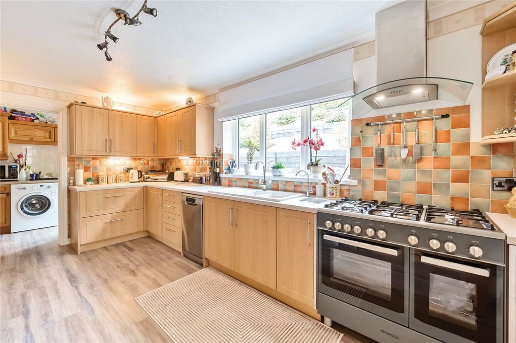 Property photo 3 of 12 Picture No. 04