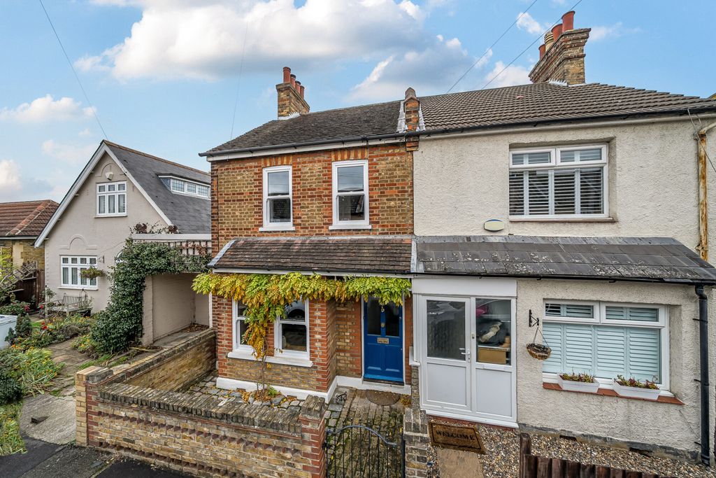 Property photo 1 of 22 External