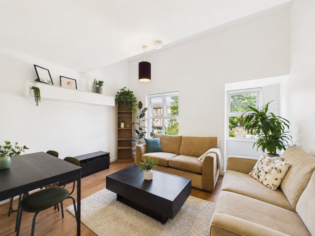 Property photo 1 of 11 B0Bbaefe-d535-489A-Bdee-F026A71B6d53