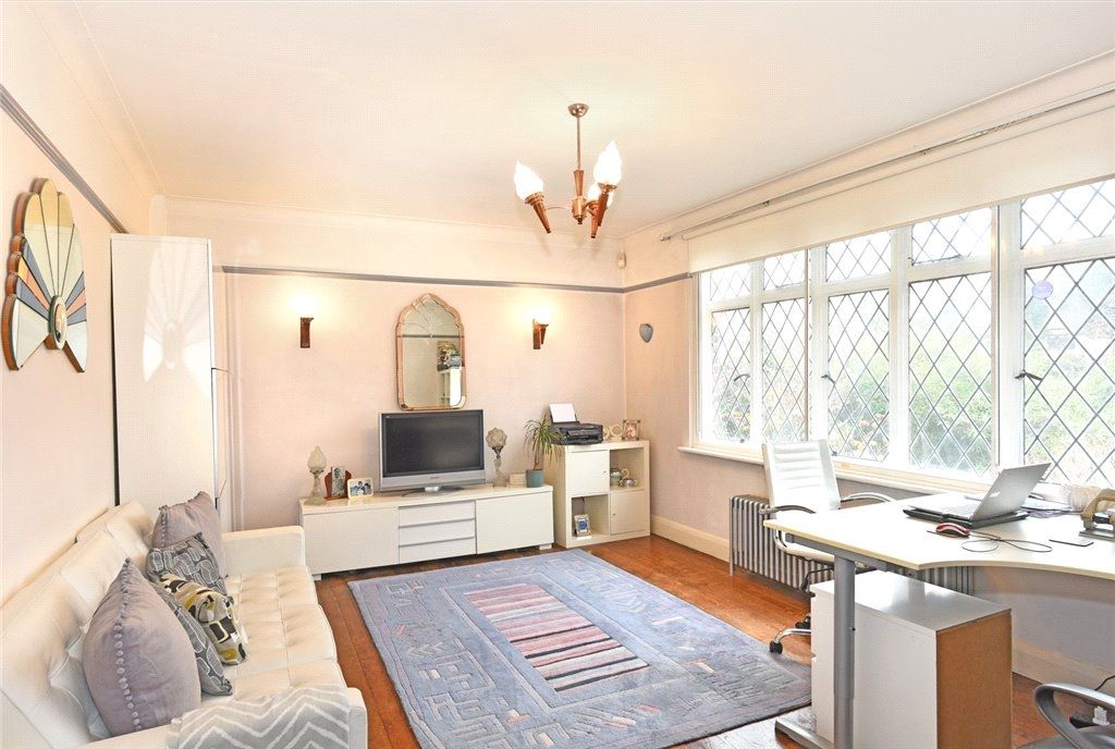 Property photo 2 of 23 21