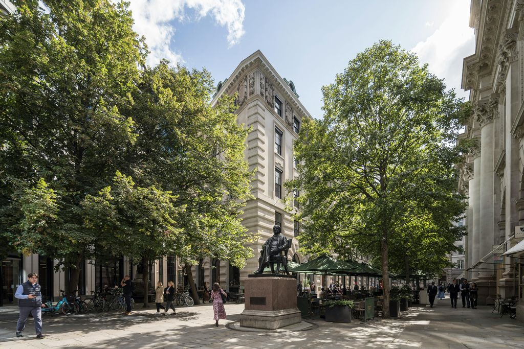 Property photo 1 of 19 1-3 Royal Exchange - External Shot