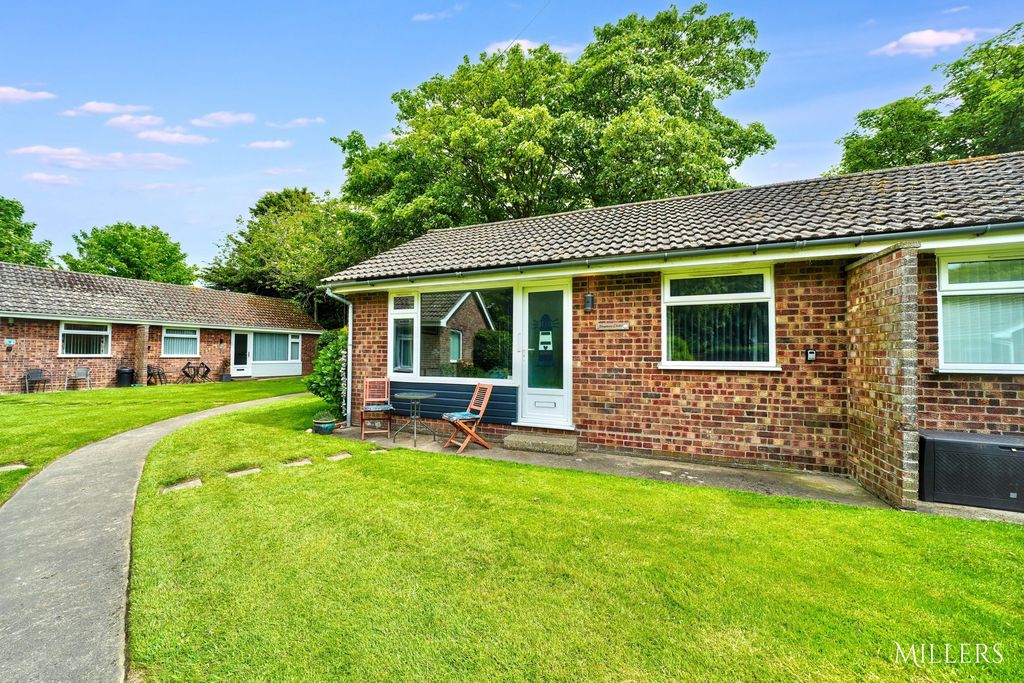 Property photo 1 of 22