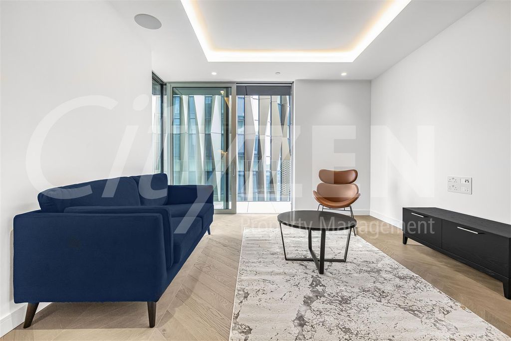 Property photo 1 of 23 Reception