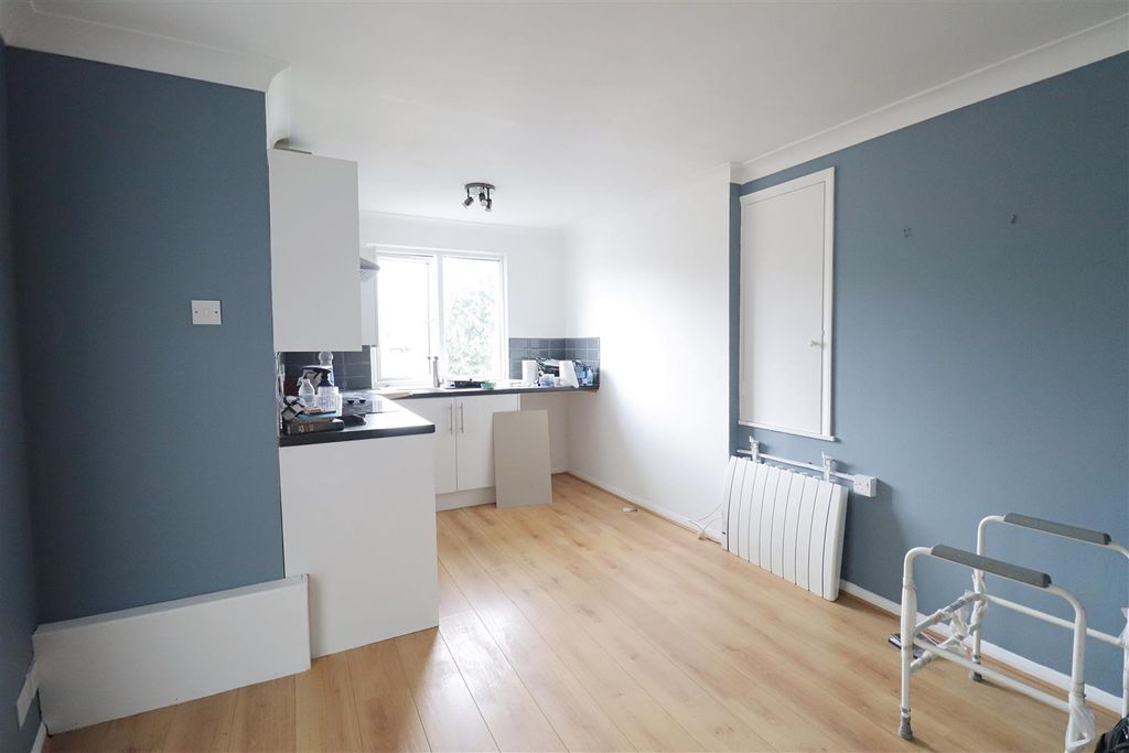 Property photo 2 of 9 Img_6882.Jpg