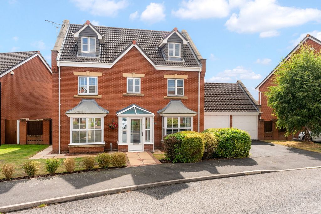 Property photo 1 of 86