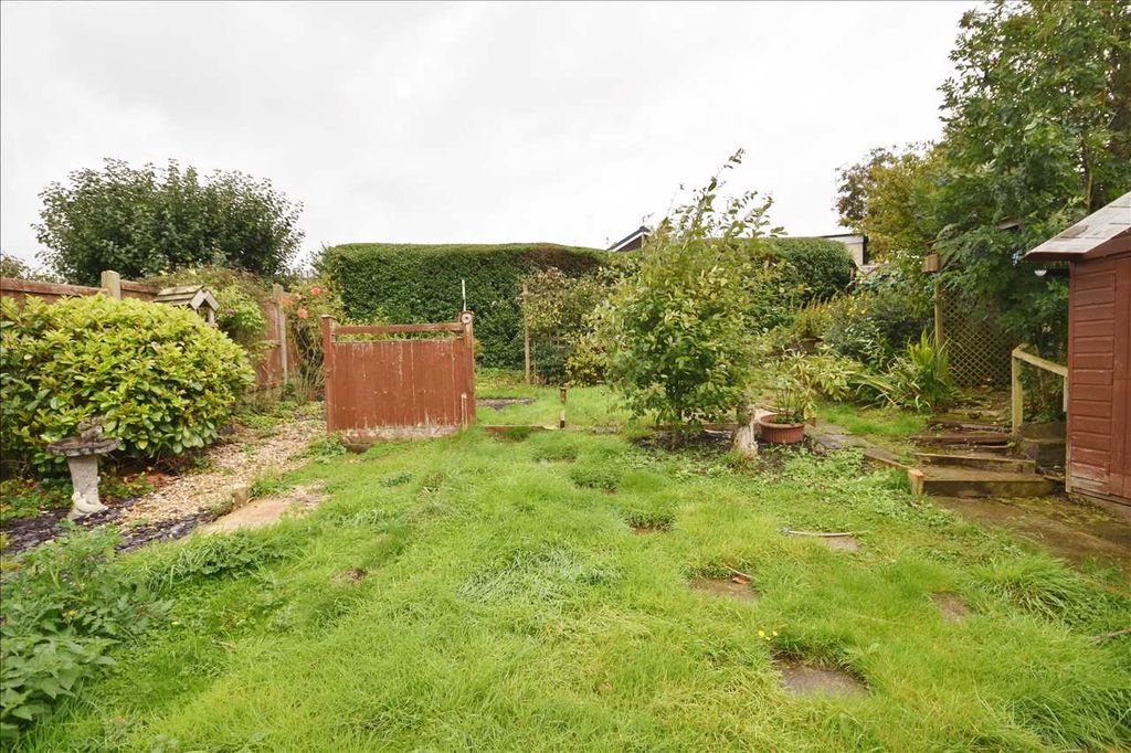 Property photo 2 of 8