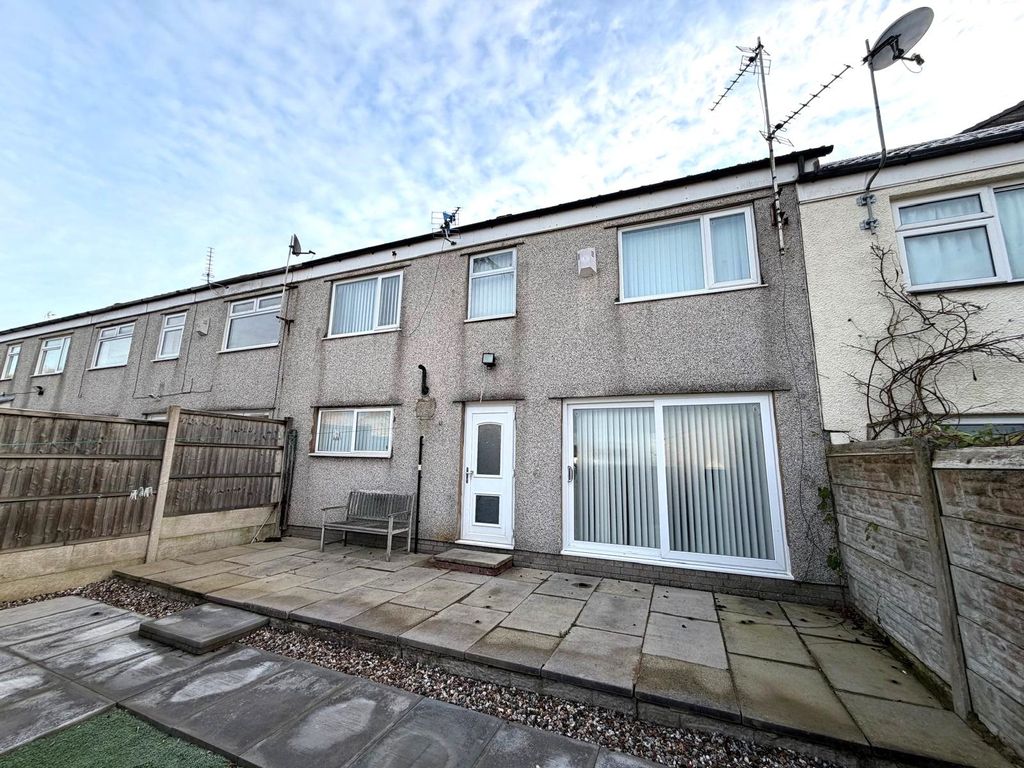 Property photo 1 of 9 3 Bed Terraced House To Rent Eversley, Skelmersdale Wn8
