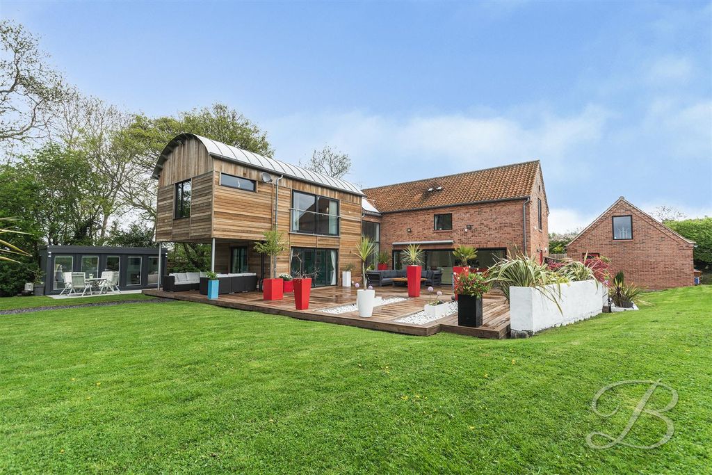 Property photo 1 of 55 Rear Elevation