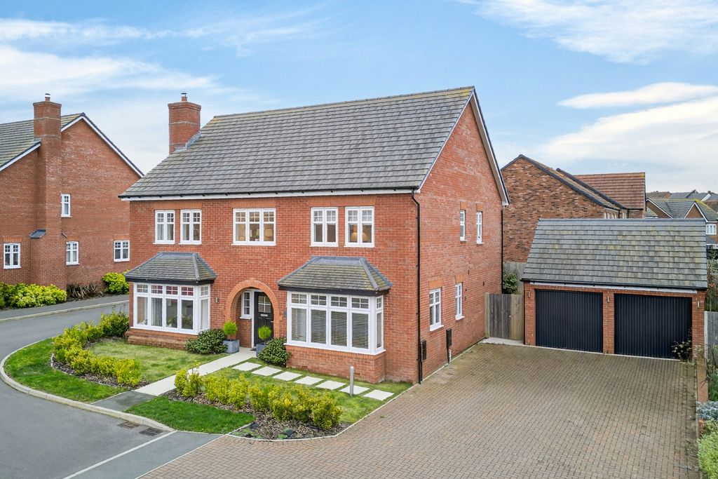 Property photo 1 of 37