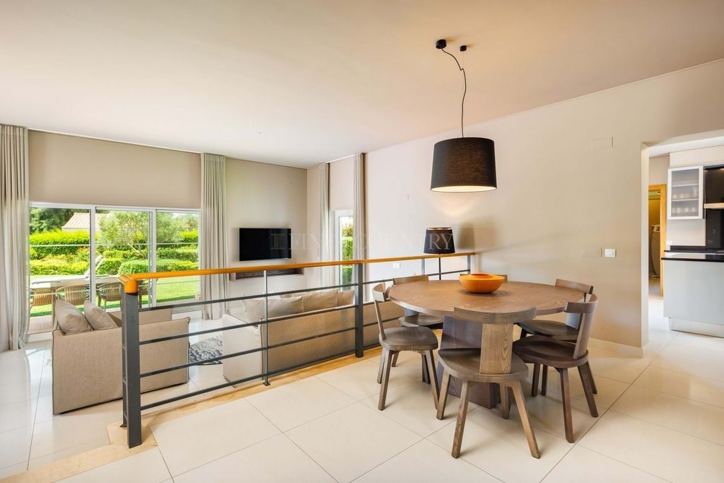 Property photo 2 of 29