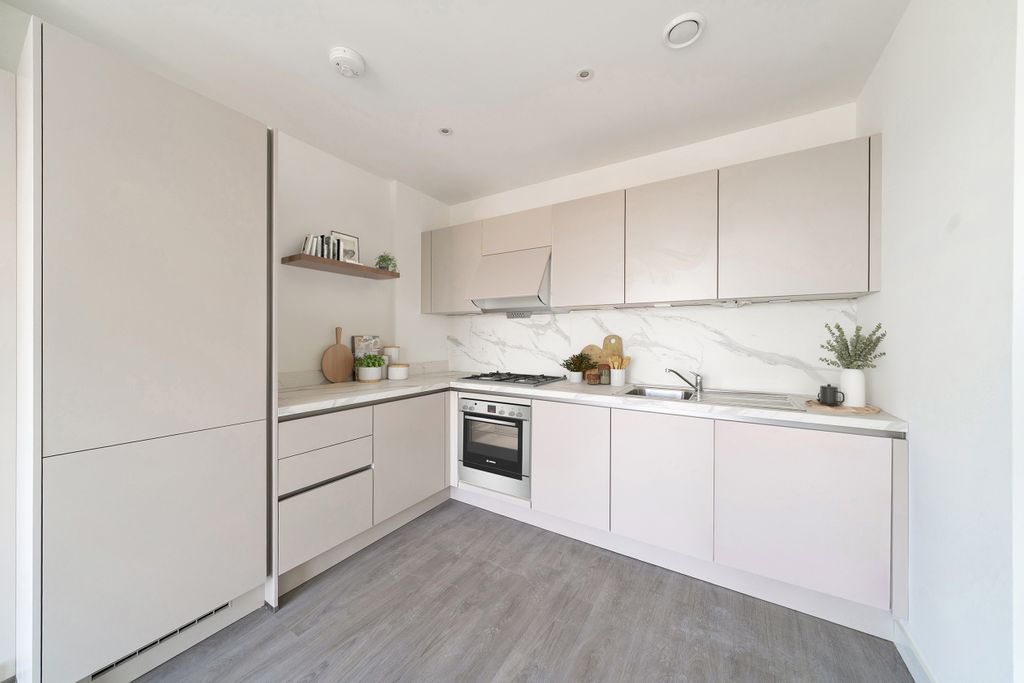 Property photo 2 of 5 Pullman Virtually Staged Kitchen