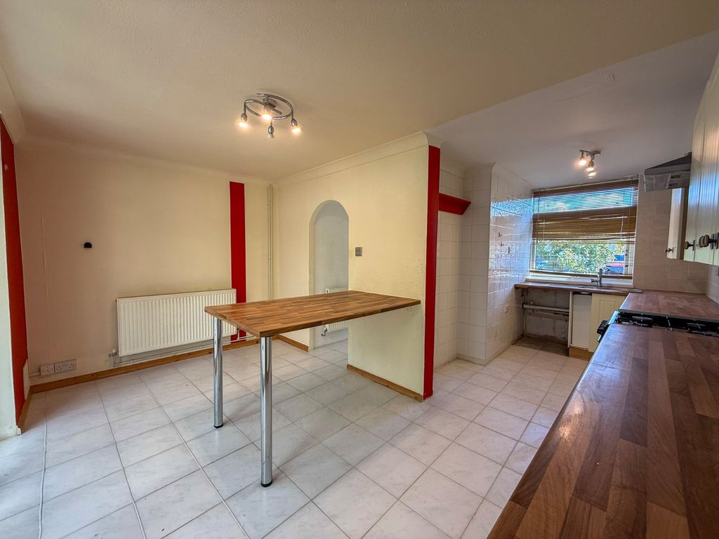 Property photo 2 of 17 Kitchen Diner