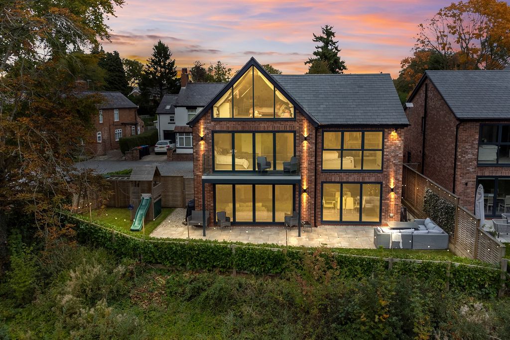 Property photo 1 of 34 (Main)