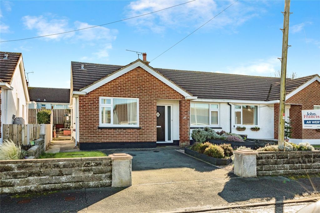 Property photo 2 of 19 Picture No. 04