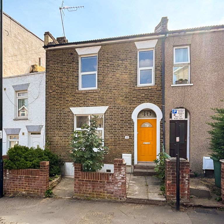 Property photo 2 of 16