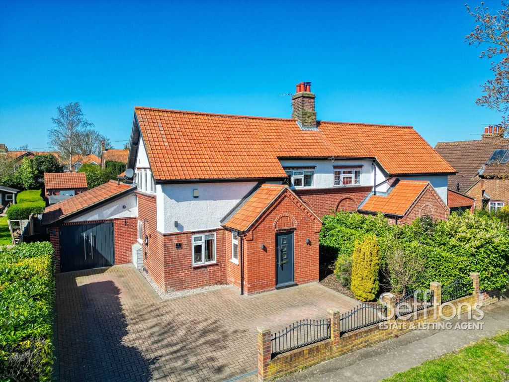 Property photo 1 of 31 Dji_0076_1