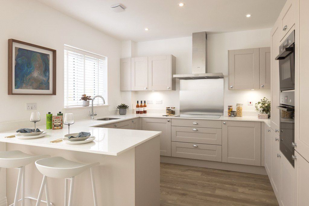 Property photo 1 of 12 Kitchen