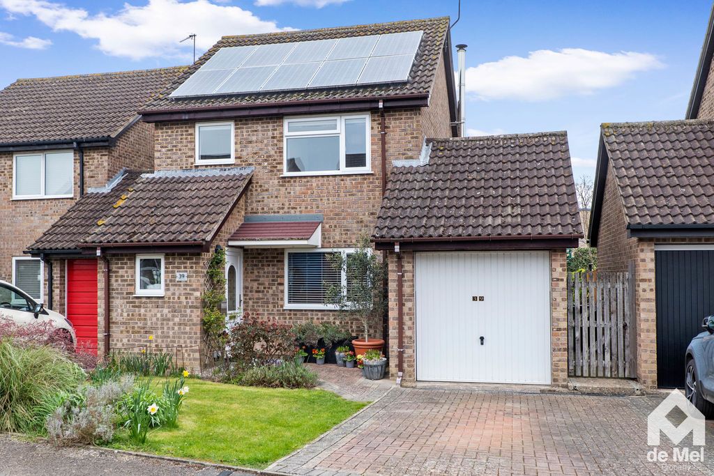 Property photo 1 of 13 Photo 13