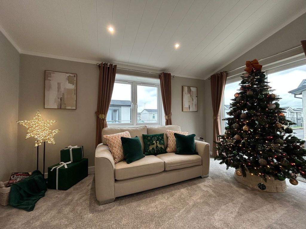 Property photo 1 of 9 1