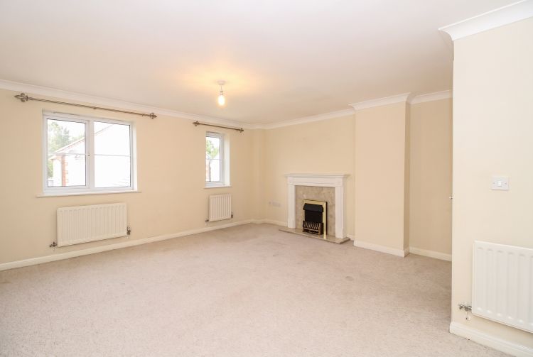 Property photo 3 of 8 335048