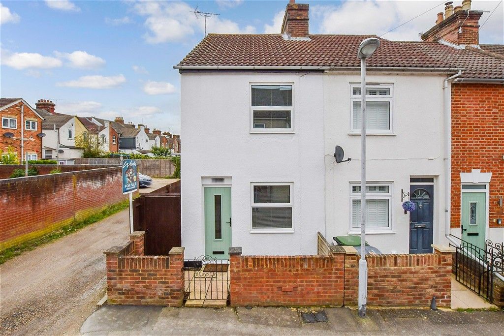 Property photo 1 of 10 External Web