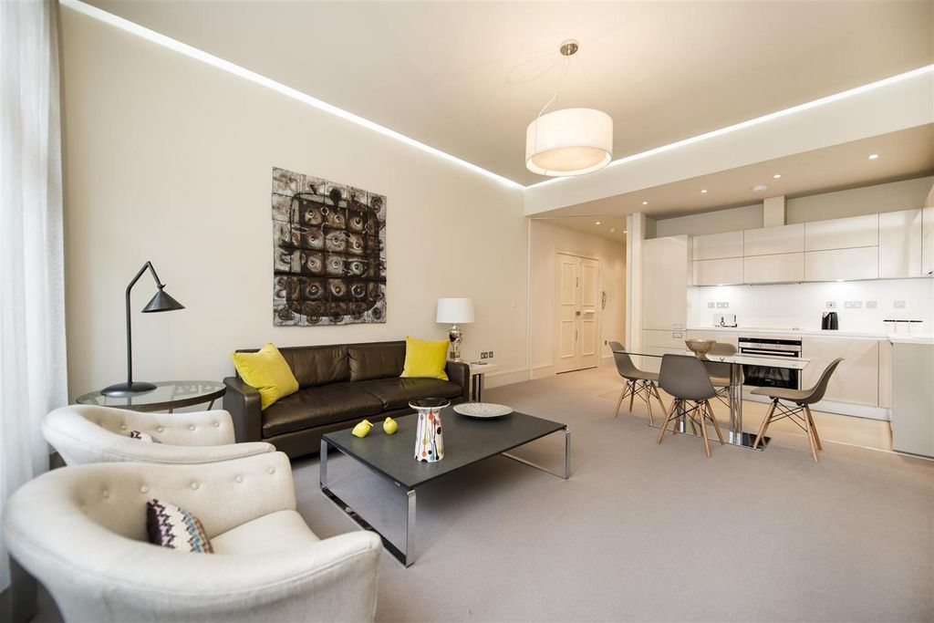 Property photo 1 of 9 Reception Room