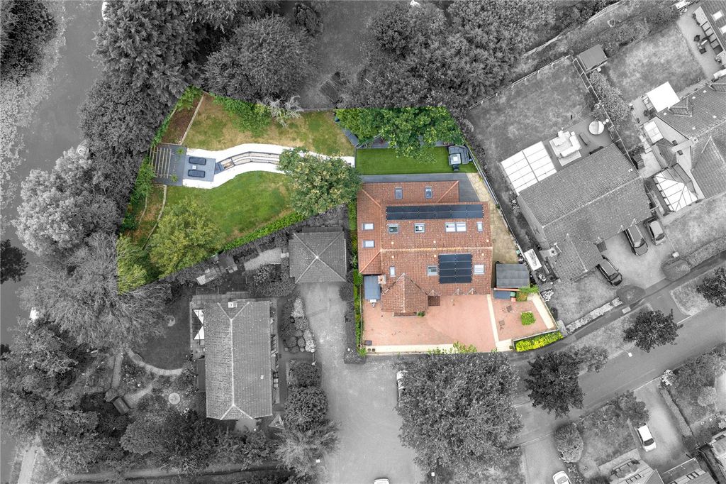 Property photo 1 of 34 Drone