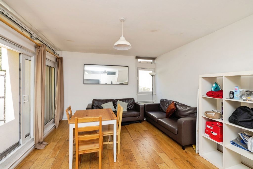 Property photo 2 of 19 Pbox-Img.Jpg