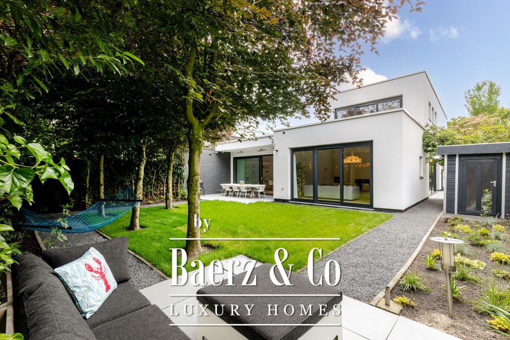 Property photo 1 of 1