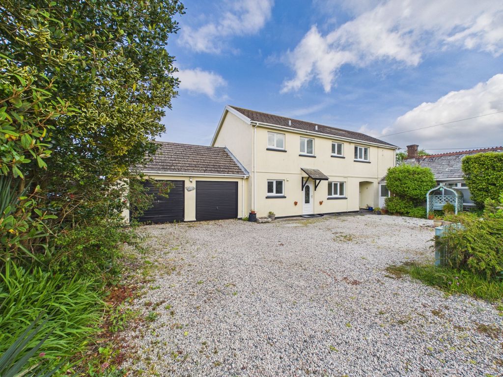 Property photo 1 of 22