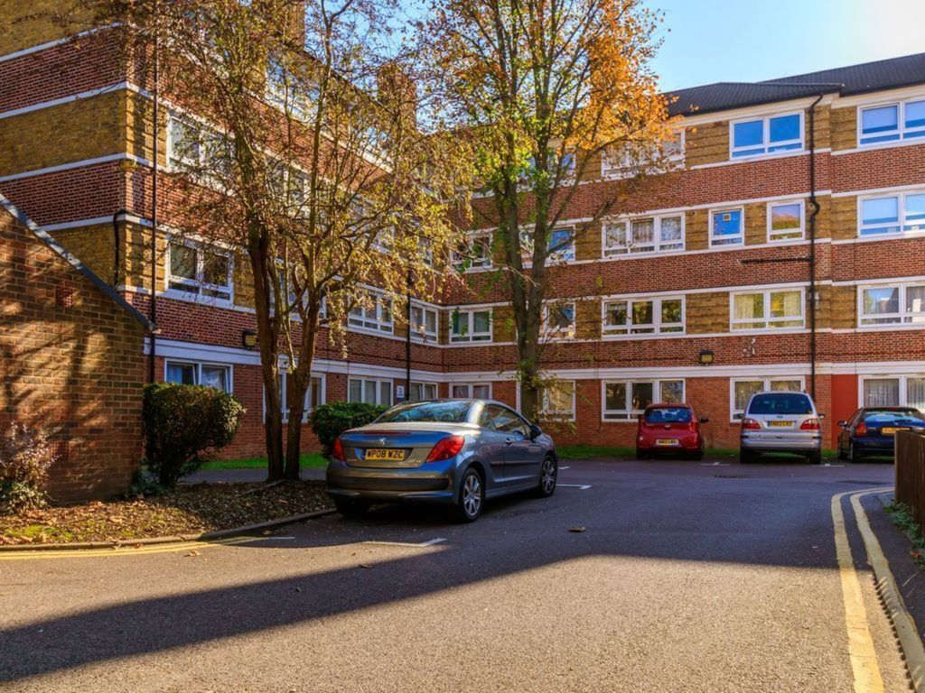 Property photo 1 of 4