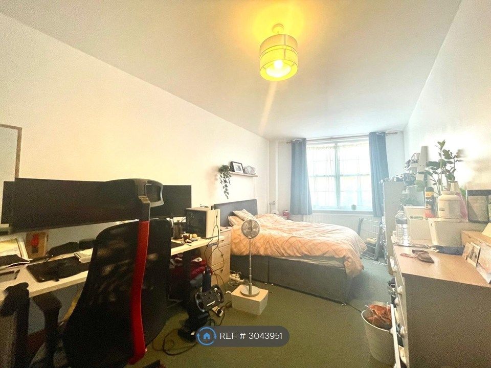 Property photo 3 of 13