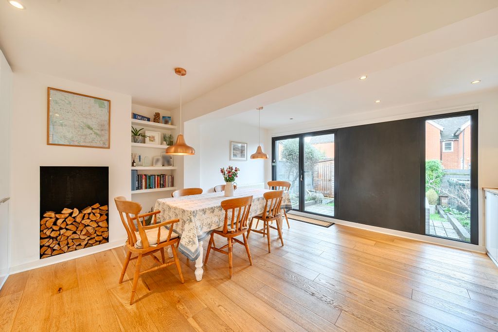 Property photo 3 of 14