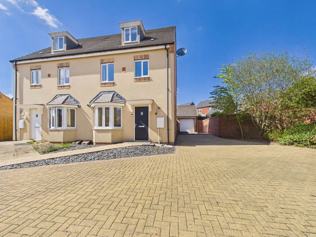 Property photo 1 of 25