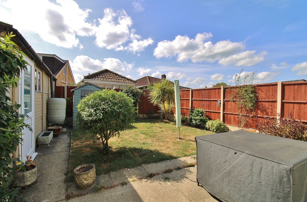 Property photo 3 of 27