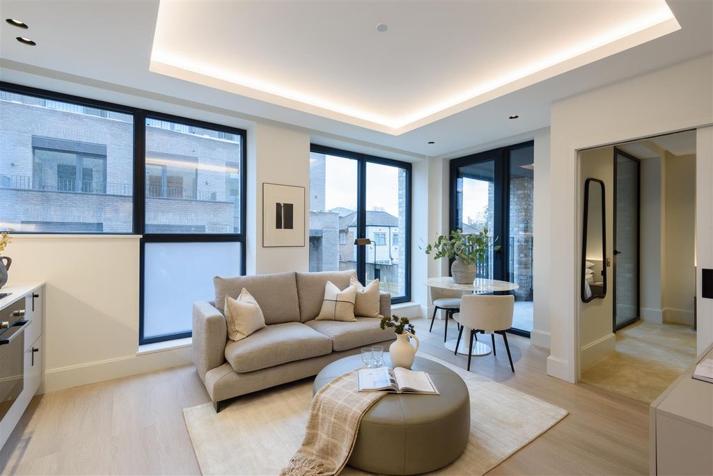 Property photo 3 of 13 _Ccm6104.Jpg