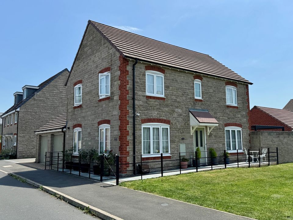 Property photo 1 of 18 Bbfront